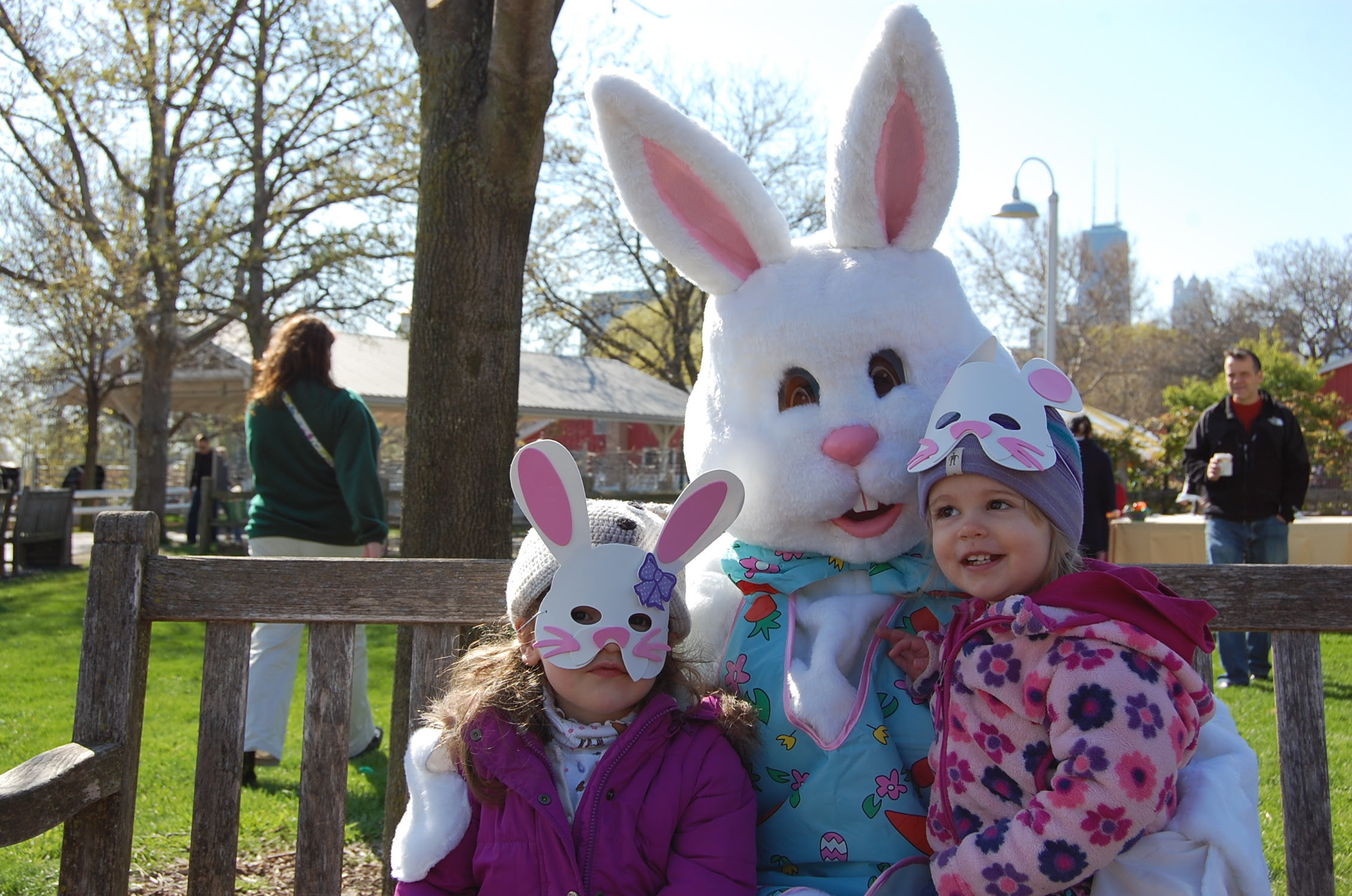 Easter Egg-Stravaganza at Lincoln Park Zoo - Red Tricycle