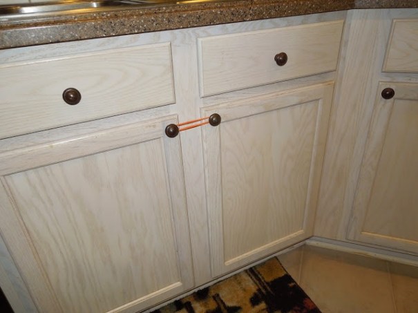 Babyproofing S 14 Diy Ways To Make, Baby Proof Kitchen Cabinets Diy