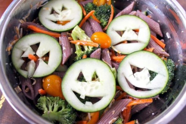 28 Ghoulishly Good Halloween Dinners That Kids Will Love