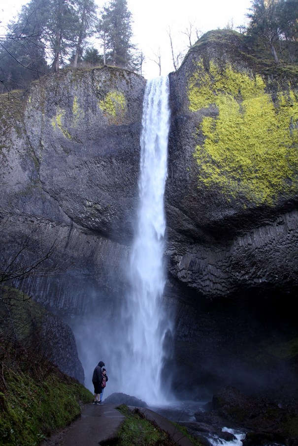 Waterfall Hikes The Best Hiking Trails With Waterfalls