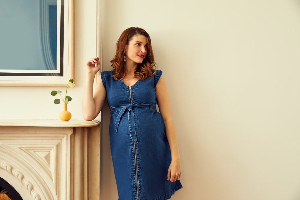 7 Maternity Wear Subscription Boxes & Rentals for Styling Your Bump