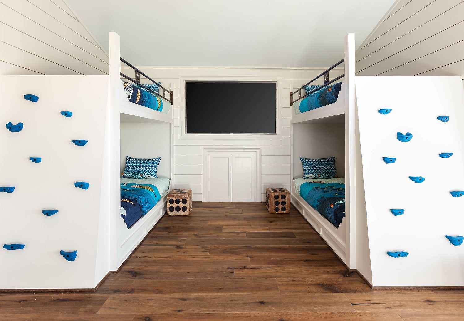 bunk beds with built in wardrobes