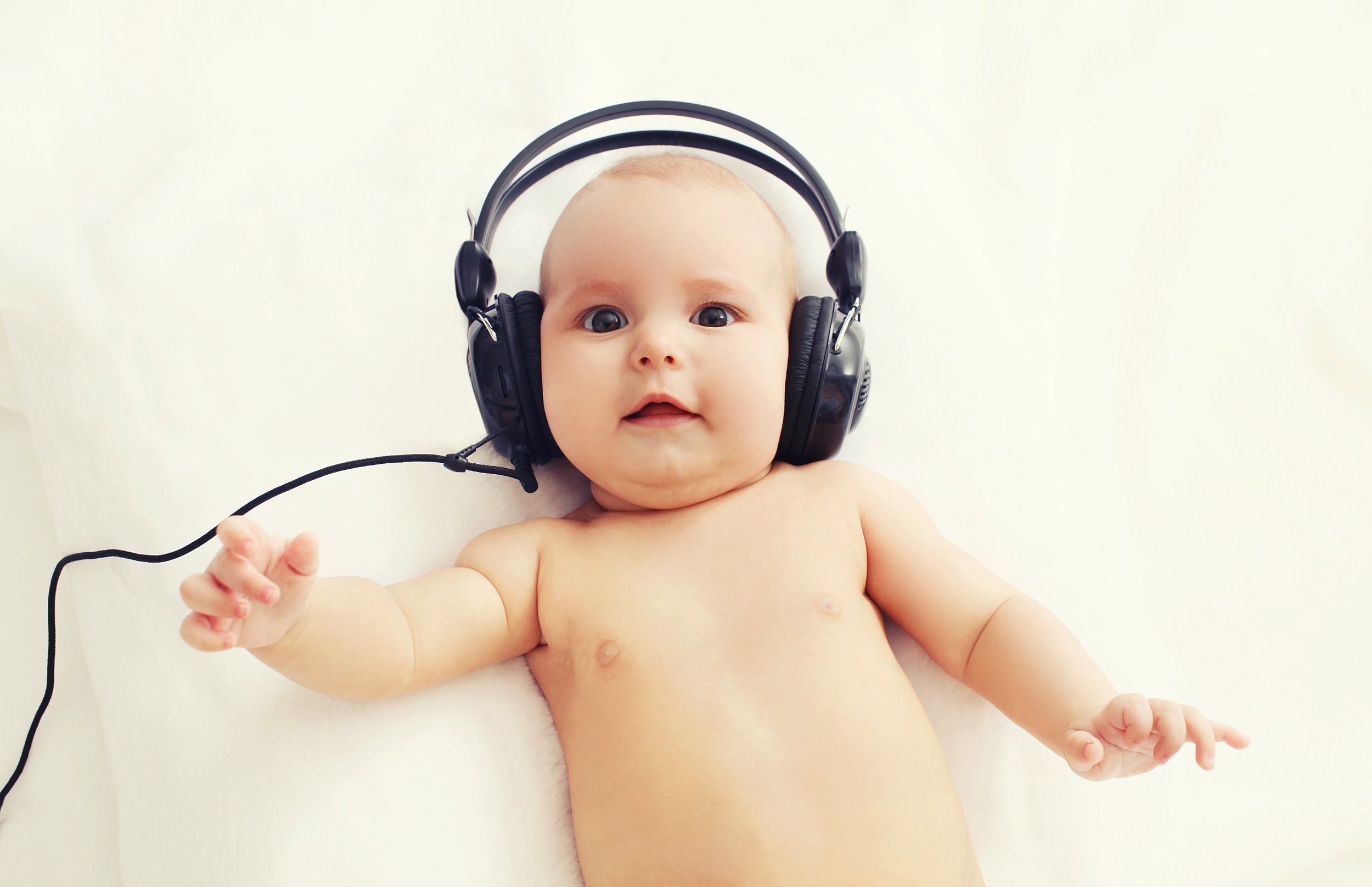 No, Your Baby's White Noise Machine Won't Deafen Them ...