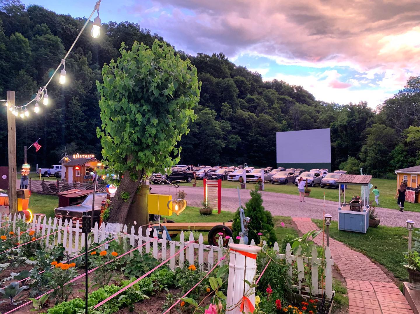 Drivein Movie Theaters in New York, New Jersey & Connecticut