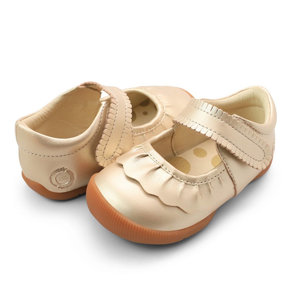 The Best First Walking Shoes for Your Baby